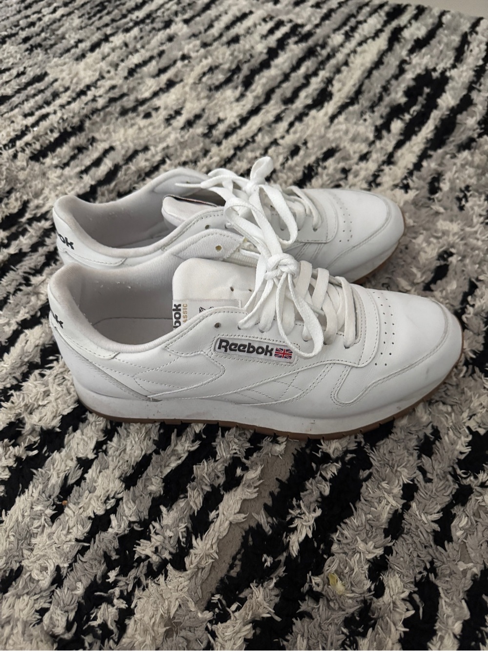 Reebok white classic leather- gum sole- size 9